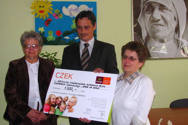 Tysiąc złotych dla mławskiego stowarzyszenia „Serce za Serce” - full image