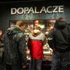 Sklepy z dopalaczami zamknięte, a zatruci wciąż trafiają do szpitali