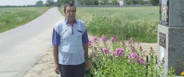 Ireneusz Zieliński: Mniej więcej na wysokości kapliczki powinien stać znak: Rębisze-Parcele - full image
