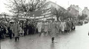 Pochód pierwszomajowy w Olecku z roku 1961