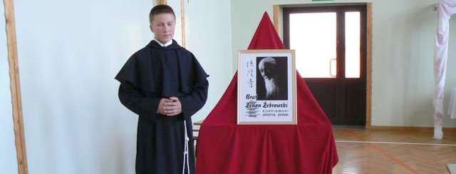 Wykrot. Uczniowie uczcili pamięć patrona swojej szkoły - full image
