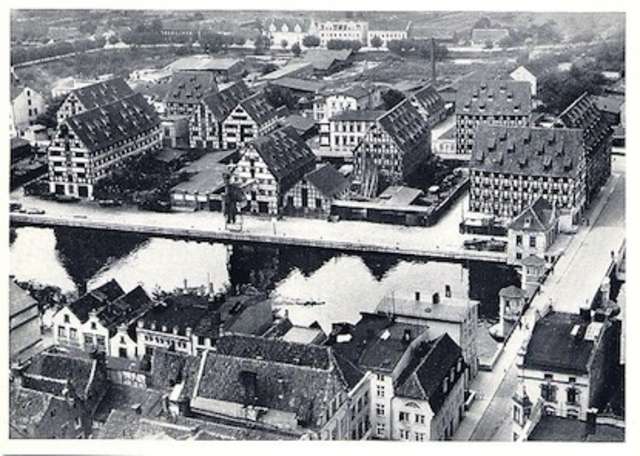 Wyspa Spichrzów na zdjęciu z 1943 r. - full image
