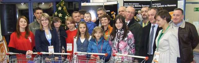 Ostrołęka: W trzy dni udało się zebrać 9,5 tony żywności - full image
