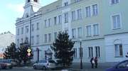 Ostrołęka Urzędnicy miejscy i powiatowi nie muszą zaciskać pasa 