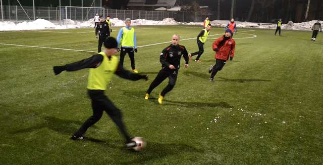 W pierwszym meczu kontrolnym Sokoła padło aż 10 goli - full image