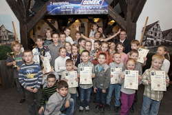 Młodzi judocy ze Stowarzyszenia Sportowego Tatami