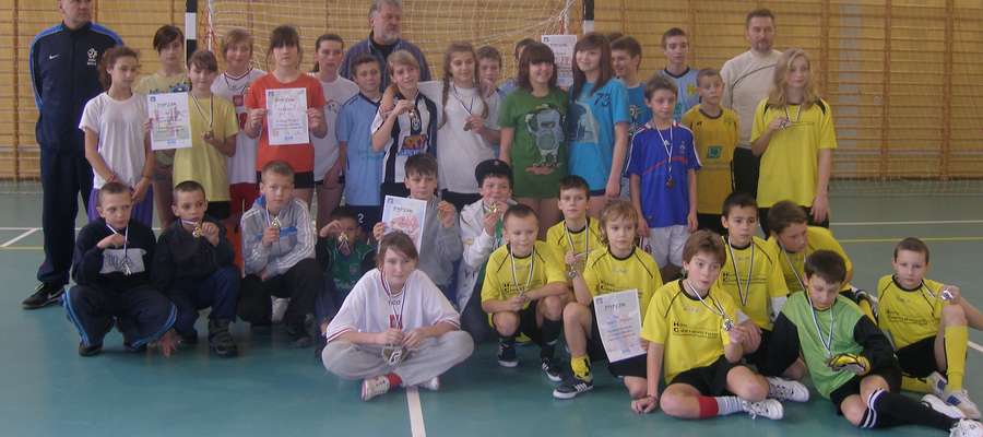 Małe Euro za nami. Komputery wygrały z futbolem