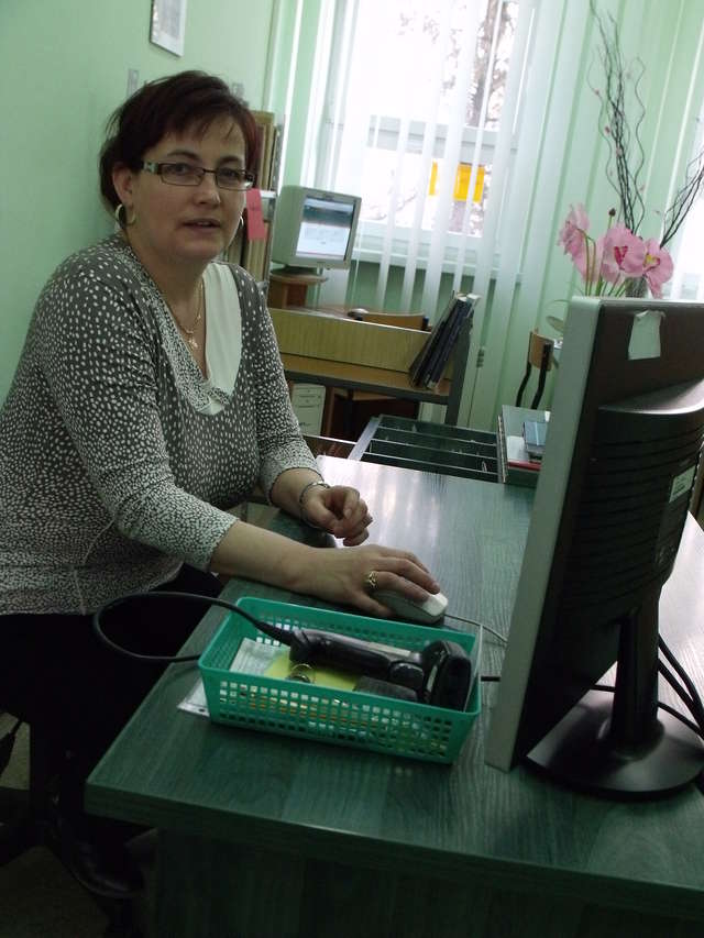 W mławskiej bibliotece wypożyczysz książkę przez internet - full image