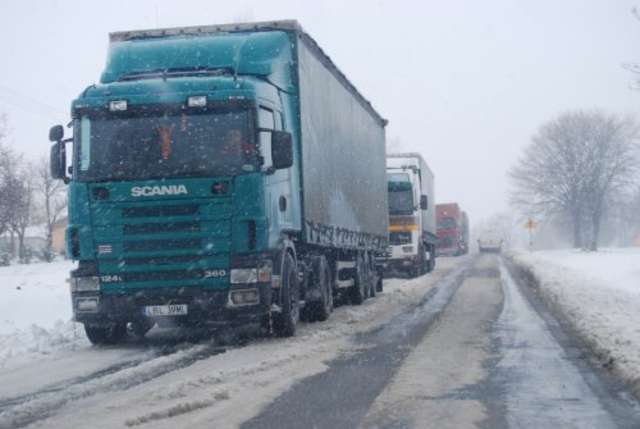 Kierowcy tira zatrzymali nietrzeźwego kierowcę, brawo! - full image