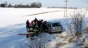 Zderzenie volkswagena z toyotą. Jedna osoba ranna