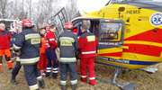 Czołowe zderzenie dwóch aut. Śmigłowiec LPR w akcji