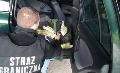 Chcieli palić Jin Lingi, bo dużo palą. Co na to Tusk?