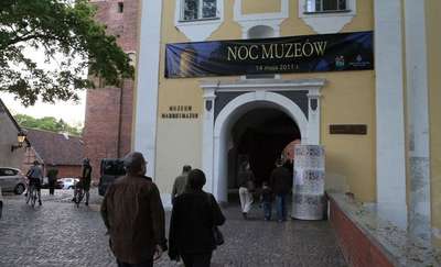 Nie możesz spać w nocy? Idź do muzeum!