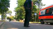 Kierowca zielonego golfa potrącił przechodniów i uciekł