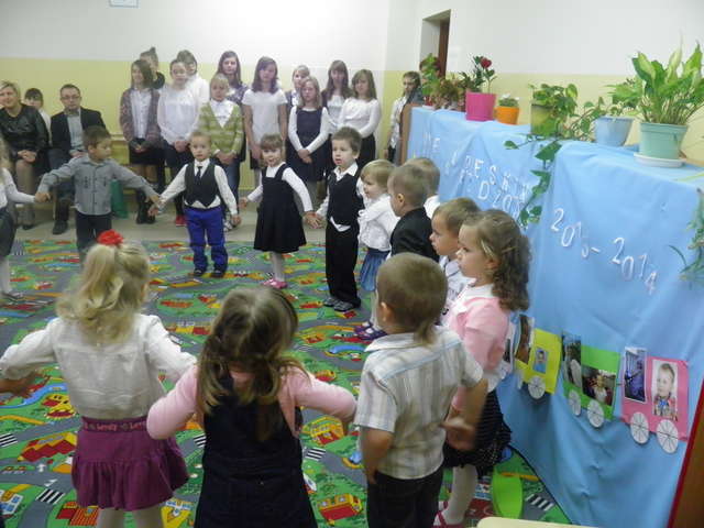 Maluchy z punktu przedszkolnego