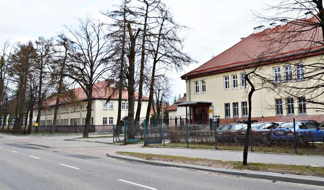 Na dzień dzisiejszy wjazd do jednostki został uzupełniony w bramę oraz postawienie czołgu jako wizytówki wojskowej.