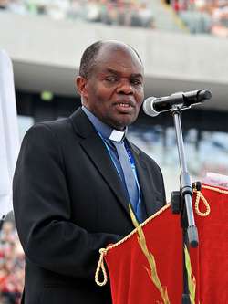 John Baptist Rubara Bashobora. Zdjęcie wykonane podczas spotkania rekolekcyjnego "Jezus na Stadionie", Stadion Narodowy w Warszawie, 6 lipca 2013.