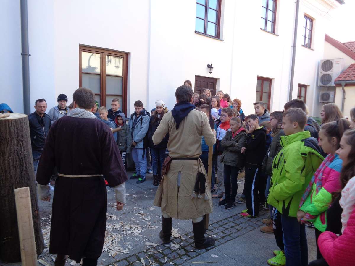 Zajęcia na dziedzińcu