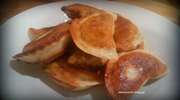 Smażone pierogi drożdżowe z soczewicą i grzybami