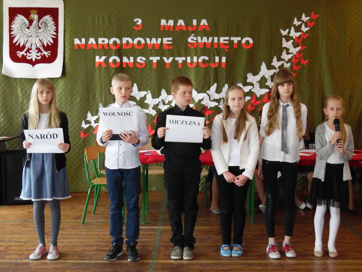 Trzeciomajowa akademia w szkole w Boleszynie