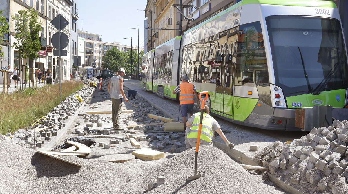 Naprawy gwarancyjne na 11 Listopada w rejonie Wysokiej Bramy i ratusza