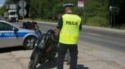 czujny kierowca zatrzymał pijanego motorowerzystę