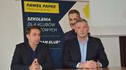 Poseł Paweł Papke pomaga oleckim klubom sportowym w pozyskaniu funduszy