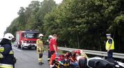 Skuter uderzył w tył auta. Motocyklista w szpitalu