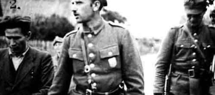 Na pierwszym planie: mjr Zygmunt Szendzielarz "Łupaszka"