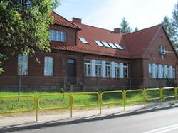 Grom: wieś nad jeziorem Gromskim