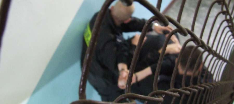 Oblał 48-latkę substancją łatwopalną i podpalił