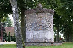Grabnik: pomnik poległych w czasie I wojny światowej