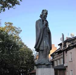 Olsztyn: pomnik św. Jana Nepomucena