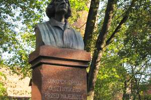 Olsztyn: pomnik Mikołaja Kopernika