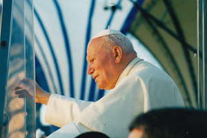 Marsze papieskie mają charakter symboliczny