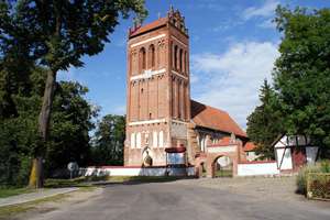 Sątoczno: kościół z XIV wieku