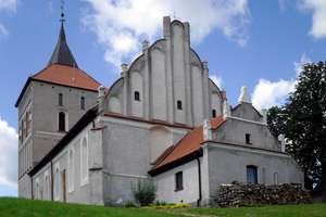 Szestno: kościół z XV wieku