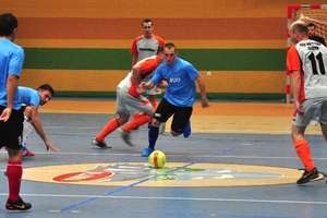 Amatorski Turniej Futsalu „MOSiR CUP”