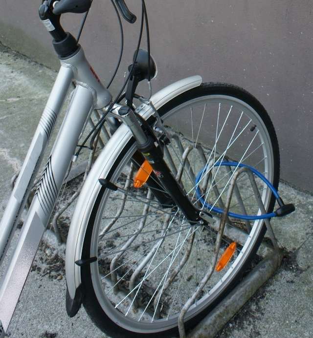 Dobrze zabezpieczony rower często skutecznie zniechęca potencjalnego złodzieja