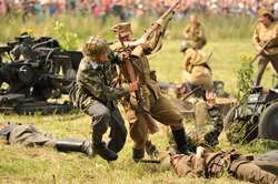 Podczas Walkirii 2011 przedstawiono inscenizację bitwy pomiędzy żołnierzami Armii Czerwonej i Wehrmachtu na froncie wschodnim w II połowie 1944 roku.