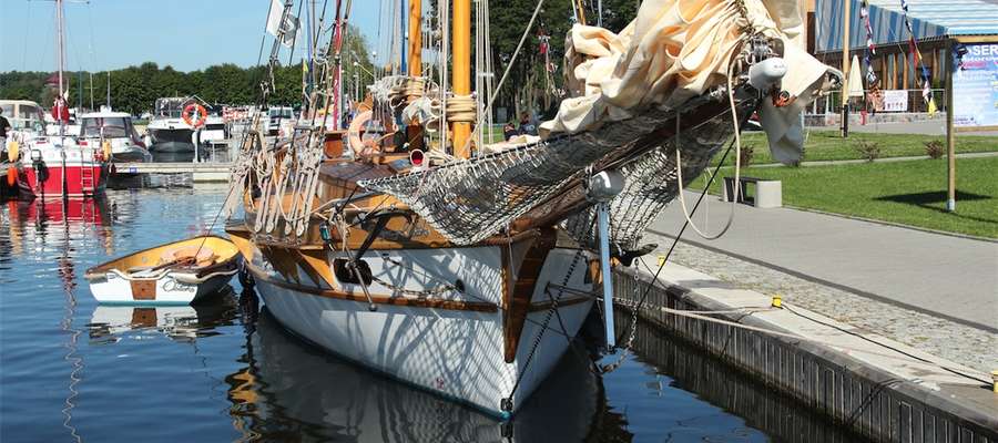 Najpiękniejszy jacht na jeziorach mazurskich w 2011 roku (według internautów) cumuje w Ekomarinie