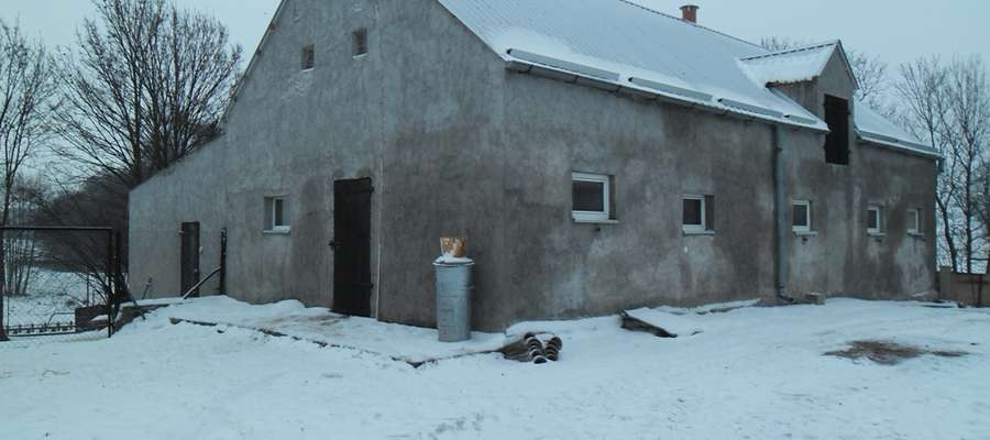 Przed laty stała tu maleńka stajenka, podobna do tej w prawdziwym Betlejem