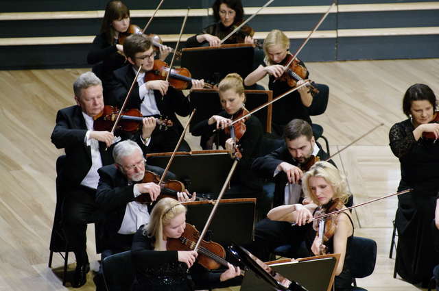 Koncert Symfoniczny w Filharmonii Warmińsko-Mazurskiej - full image
