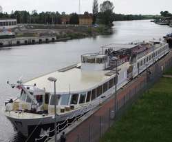 Luksusowy statek MS Johannes Brahms będzie kursował na trasie Elbląg-Kaliningrad
