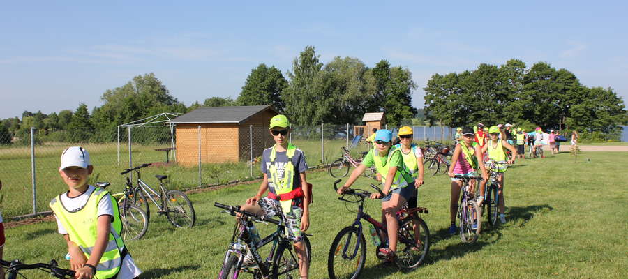 Od czterech lat uczniowie z Wydmin wybierają się przed wakacjami na wycieczki rowerowe