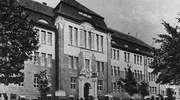 Budynek liceum ogólnokształcącego z 1907 roku w Ostródzie