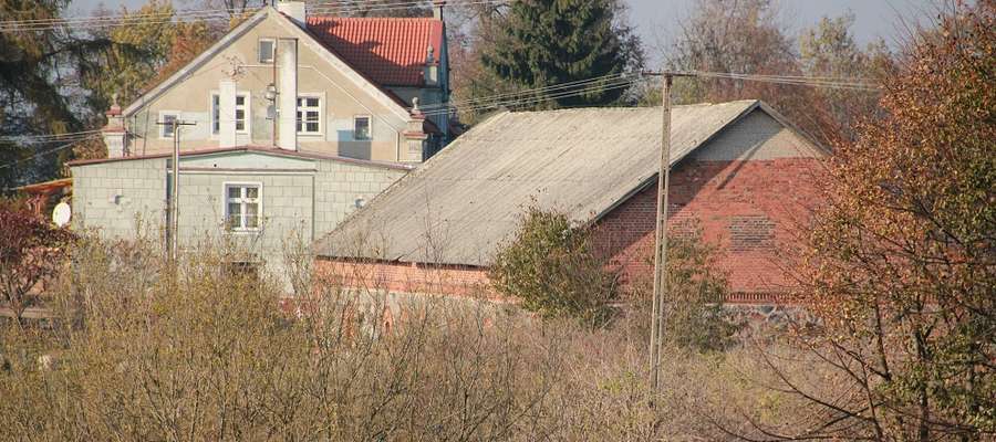 Widok na dwór w Popowej Woli