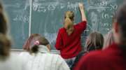 Jest plan nauczania dla 8-letniej podstawówki, a w nim matematyka, polski i historia