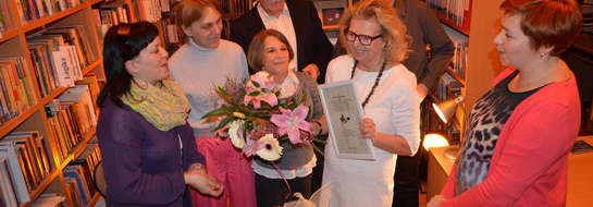Gratulacje i podziękowania Hannie Szymborskiej złożyli jej przyjaciele z tzw. "Grupy wsparcia"