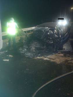 https://m.wm.pl/2013/12/z0/nowy-dwor-gdanski-policjanci-wyjasniaja-okolicznosci-zderzenia-czolowego-osobowki-z-autobusem1-174135.jpg